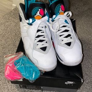 Air Jordan 8 Retro